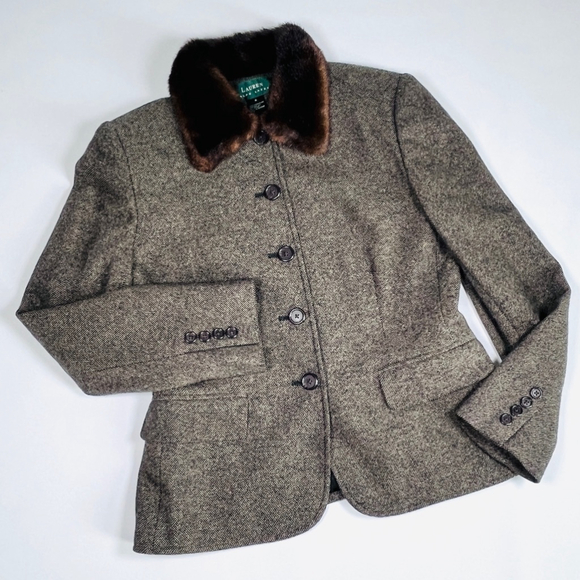 Get Lauren Ralph Lauren Womens Blazer Lambs Wool Faux Fur Collar Brown Size 6 - Picture 3 of 11
